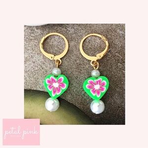Resin and Simulated Pearl Ear Huggies Green Heart Casual Spring Summer Fun